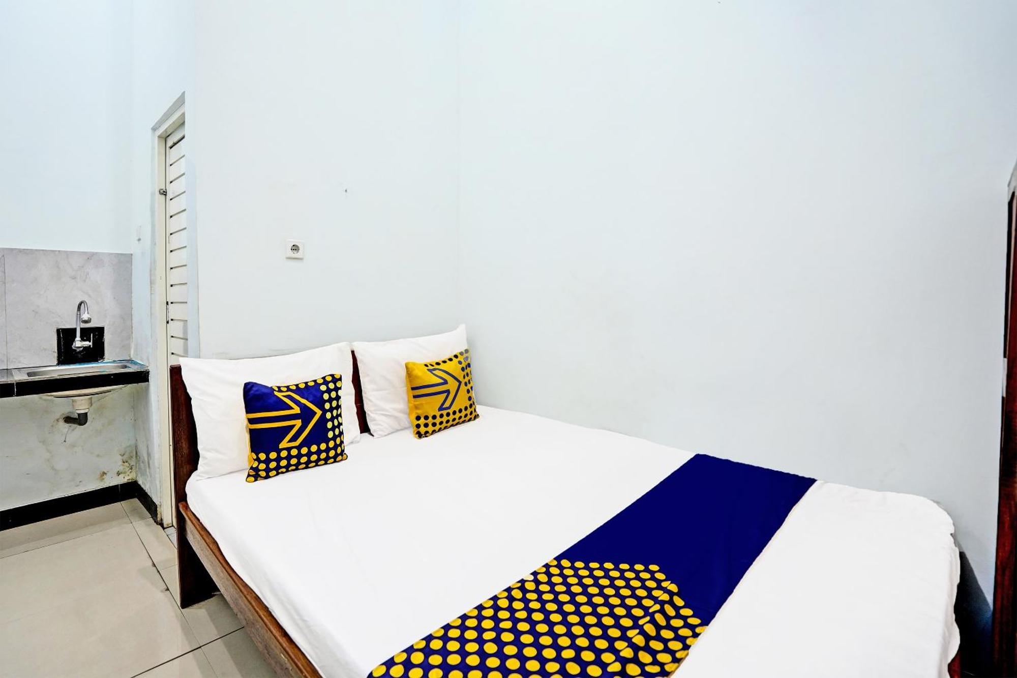 Oyo Life 91866 Paradise Ok Kost Syariah Mojokerto Dış mekan fotoğraf