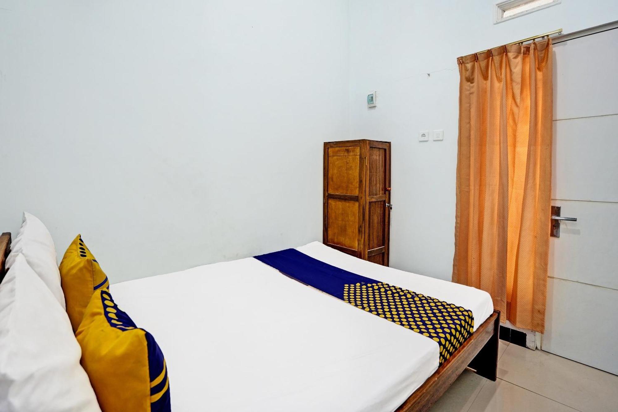 Oyo Life 91866 Paradise Ok Kost Syariah Mojokerto Dış mekan fotoğraf
