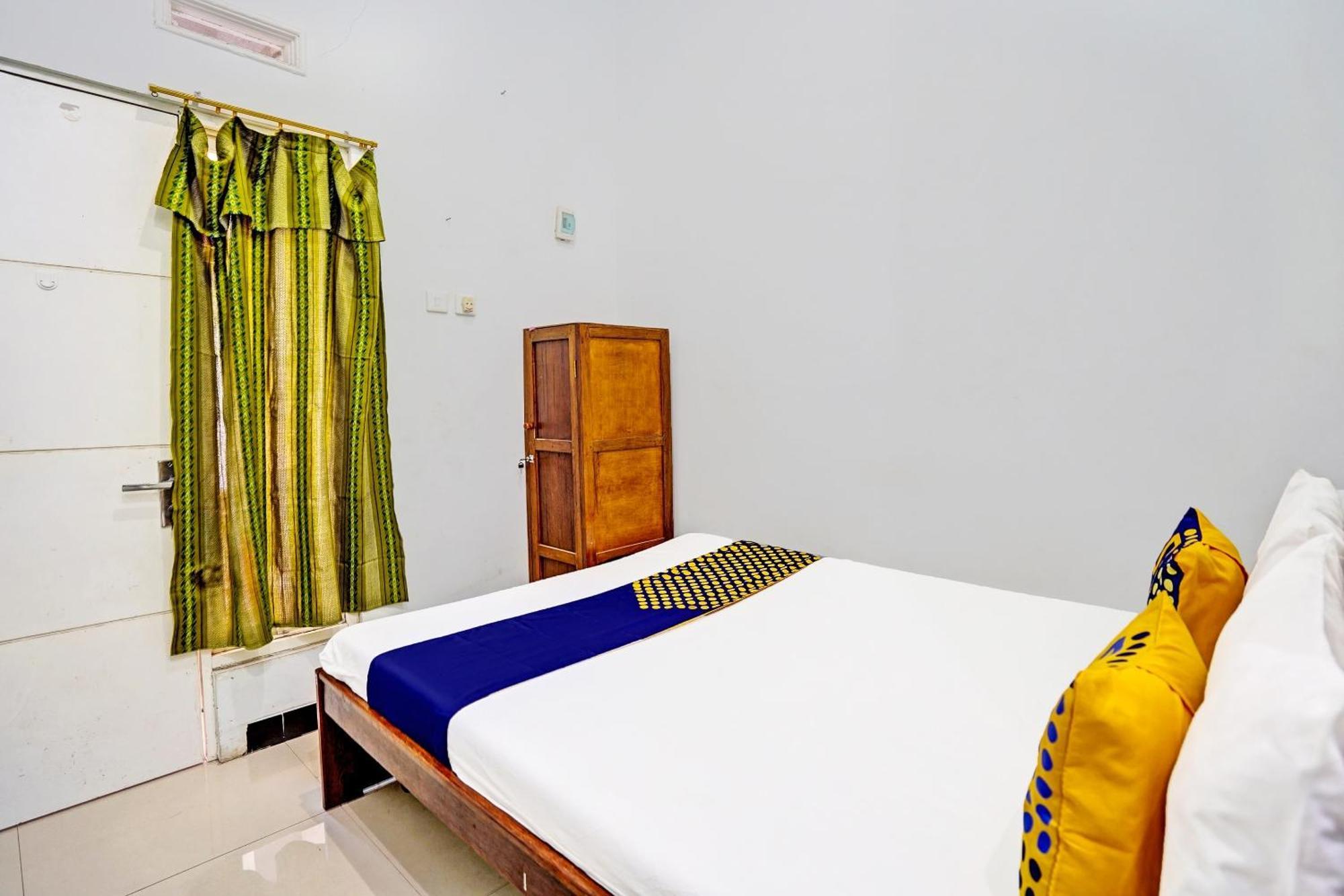 Oyo Life 91866 Paradise Ok Kost Syariah Mojokerto Dış mekan fotoğraf