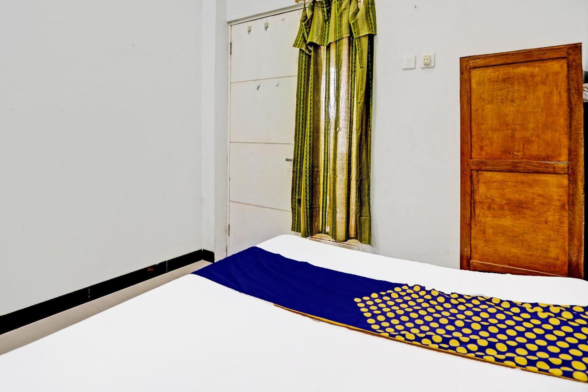 Oyo Life 91866 Paradise Ok Kost Syariah Mojokerto Dış mekan fotoğraf